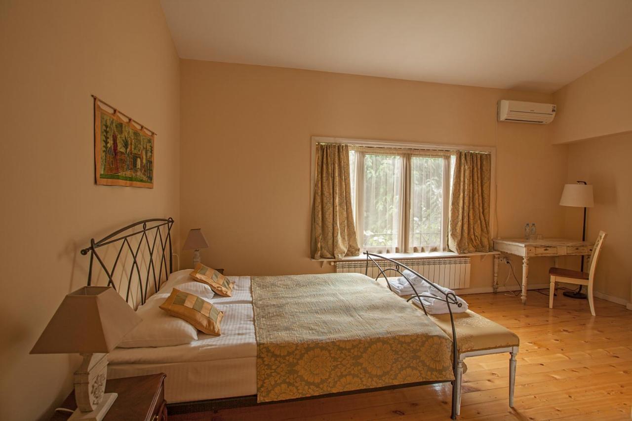 Caravan Villa Tbilisi Ngoại thất bức ảnh