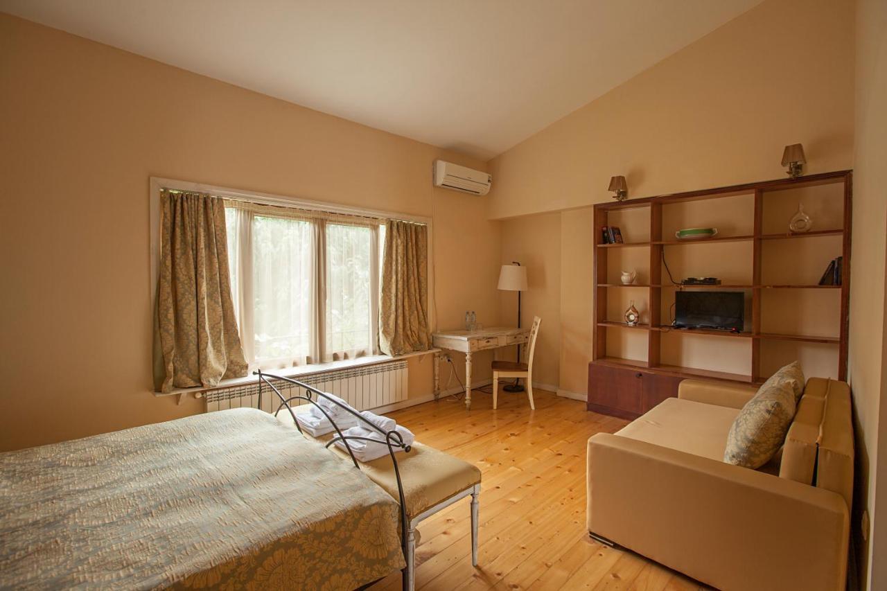 Caravan Villa Tbilisi Ngoại thất bức ảnh