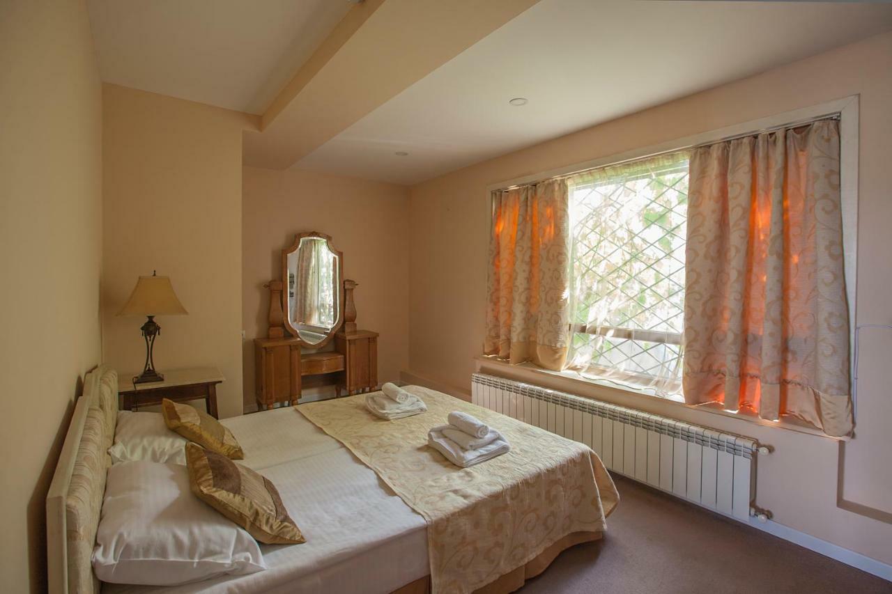 Caravan Villa Tbilisi Ngoại thất bức ảnh