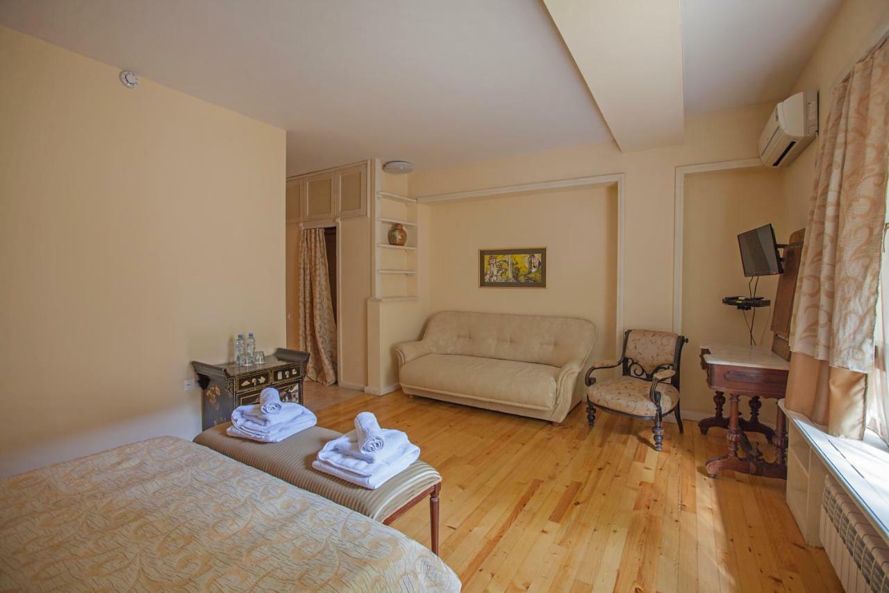 Caravan Villa Tbilisi Ngoại thất bức ảnh